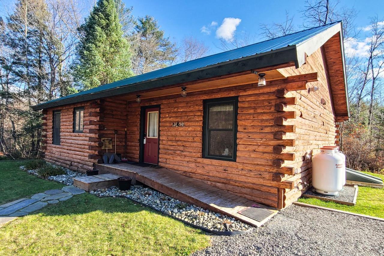 Blackbear Log Cabin Morrisville Esterno foto